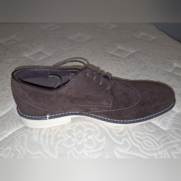 A pair of Franco Vanucci brown suede men's loafers in a size 10.5. EUC. - Picture 2 of 13